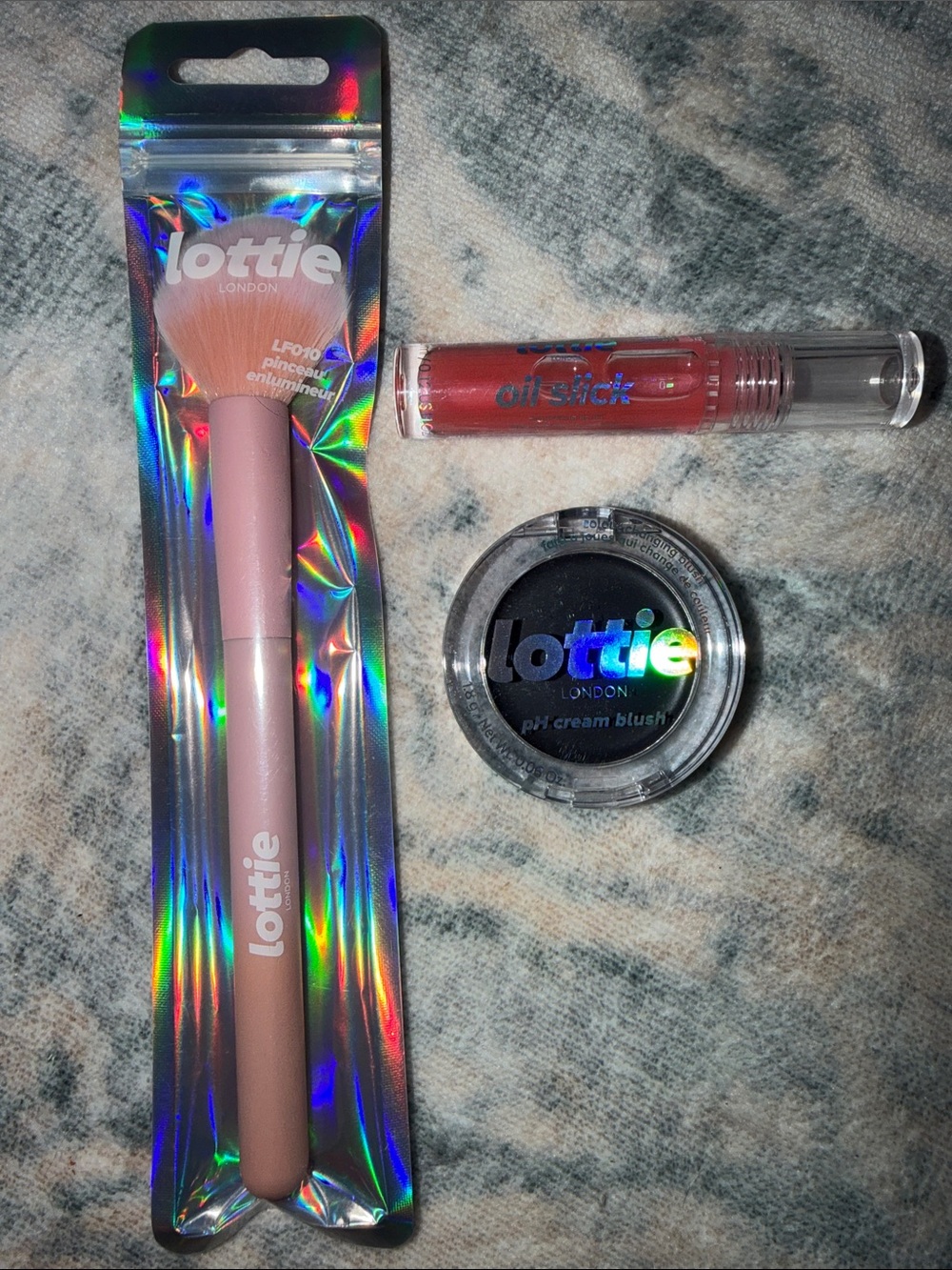 Lottie London 3 piece makeup bundle- NWT RV:$23!